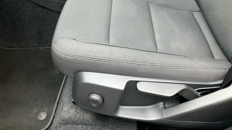 Volvo Xc40 1.5 T3 [163] Momentum 5dr Petrol Estate